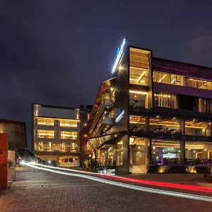 Grande Iris Hotel Sultan Bathery